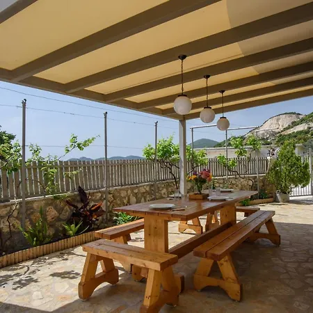 Vlachata Nikos & Vassilis Apartments Kefalonia מראה חיצוני תמונה