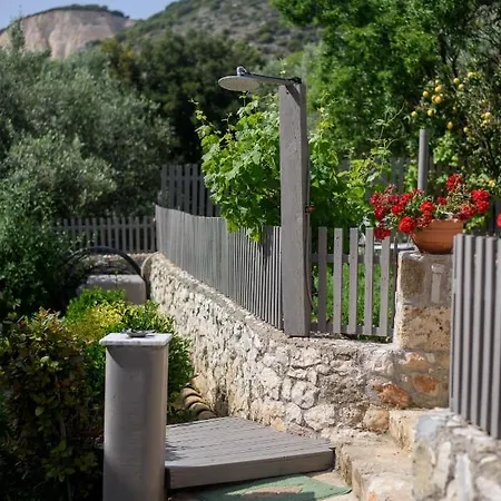 Vlachata Nikos & Vassilis Apartments Kefalonia מראה חיצוני תמונה